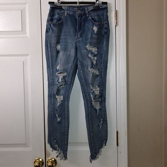 Rue21 High Rise Ankle Super Distressed Jeggings Sz 6 - Picture 1 of 11